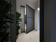 Puerta del eje central